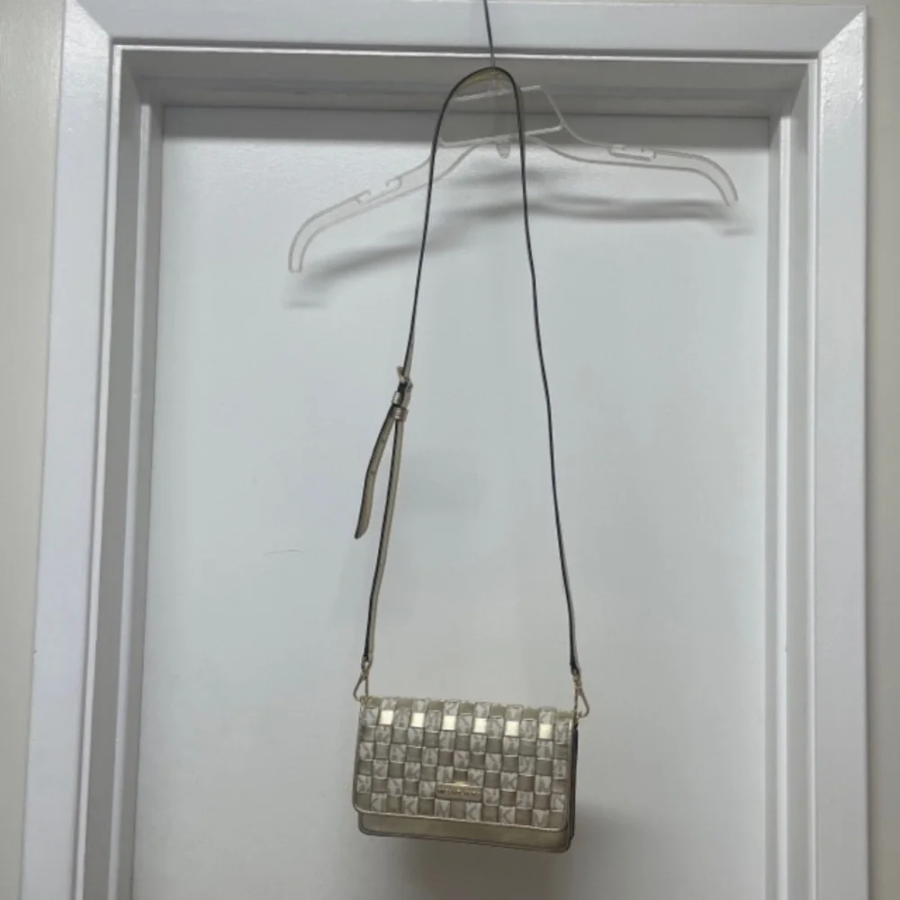 MICHAEL KORS Jet Set Small Logo Phone Wallet Convertible Crossbody Bag - Picture 2 of 7